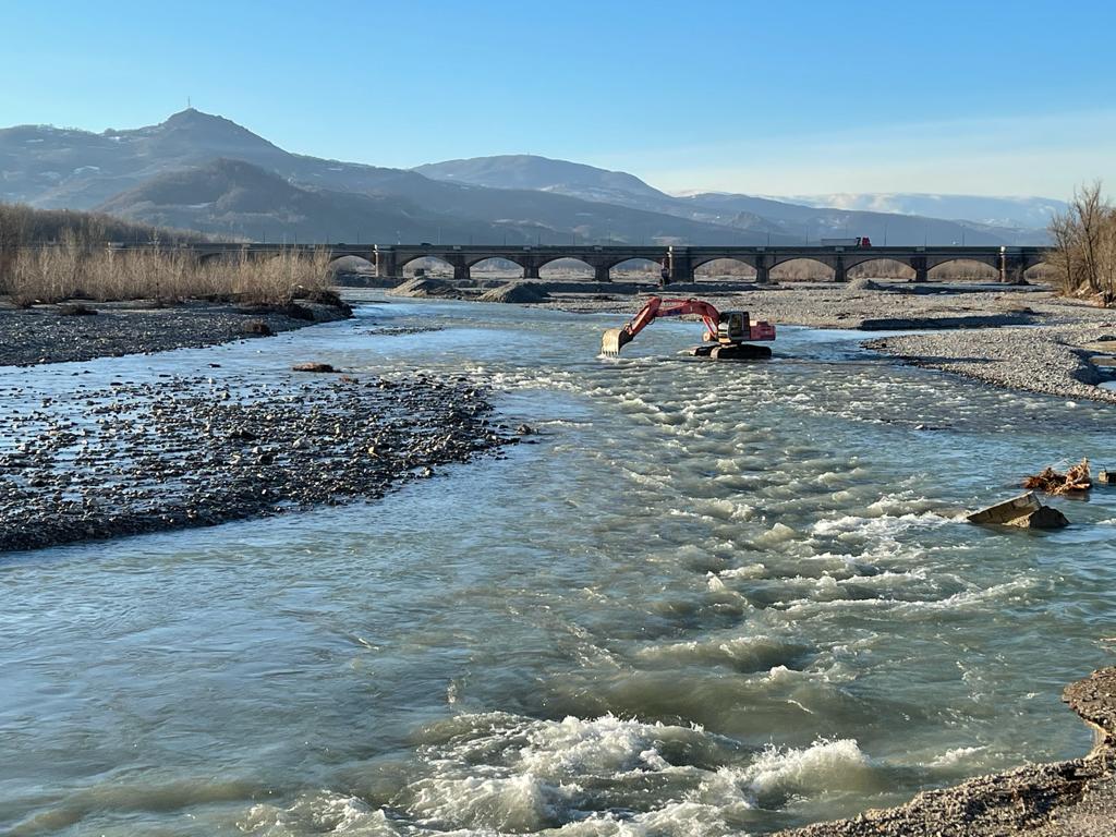https://www.matteodaffada.it/wp-content/uploads/2021/06/Interrogazione-sul-fiume-Taro.jpg