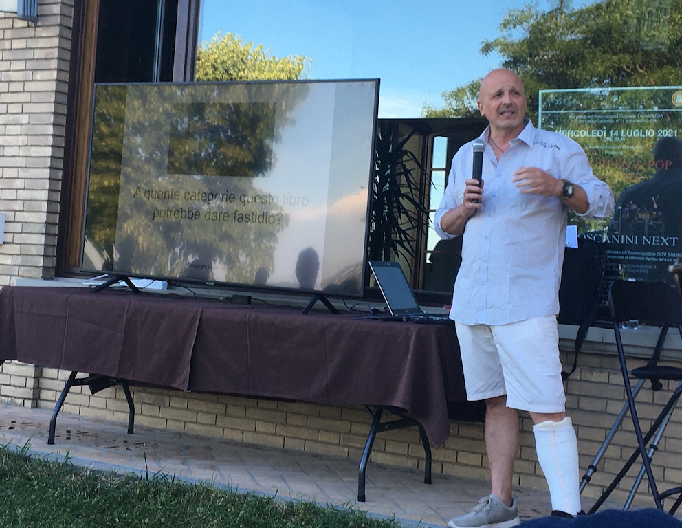 https://www.matteodaffada.it/wp-content/uploads/2021/06/NOMEFO.-Medesano.-Danilo-Coppe-presentazione-libro-Crimini-esplosivi.jpg