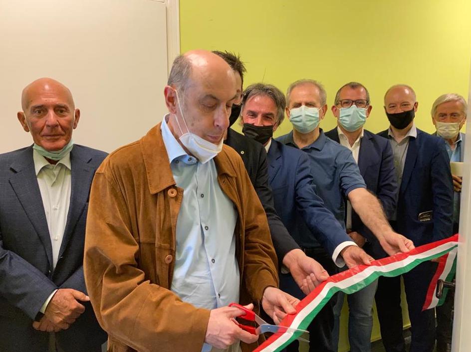 https://www.matteodaffada.it/wp-content/uploads/2021/06/Taglio-del-nastro.jpg