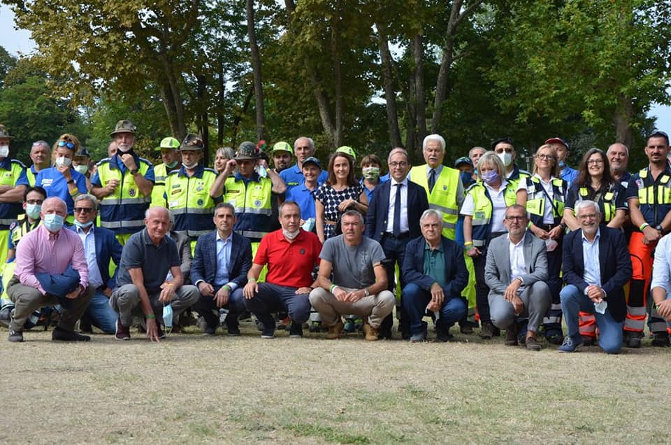 https://www.matteodaffada.it/wp-content/uploads/2021/10/Protezione-civile.jpg