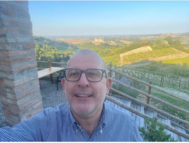 https://www.matteodaffada.it/wp-content/uploads/2023/05/vigneti.jpg