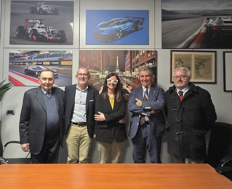 https://www.matteodaffada.it/wp-content/uploads/2026/03/Assessora-Frisoni-con-Dallara.jpeg